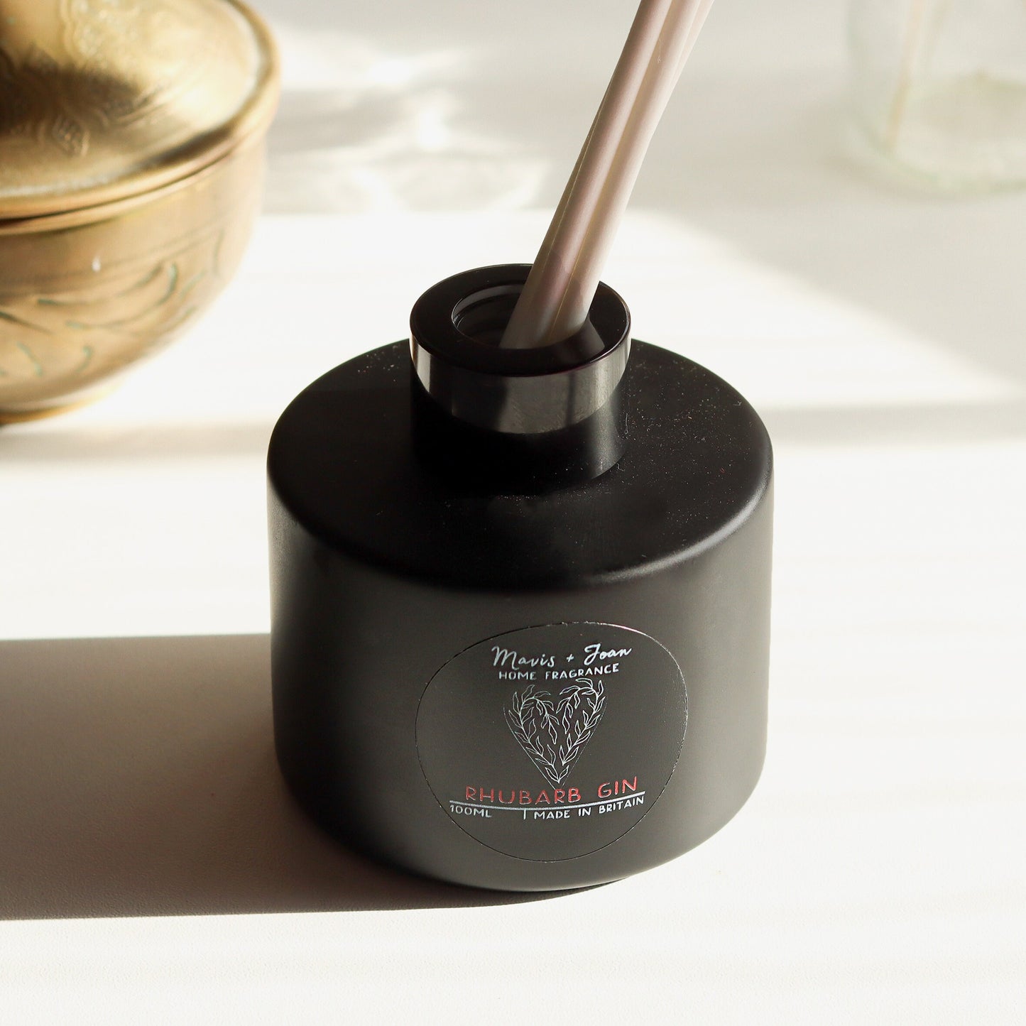 Reed diffuser, Rhubarb gin - Like a fruity cocktail.