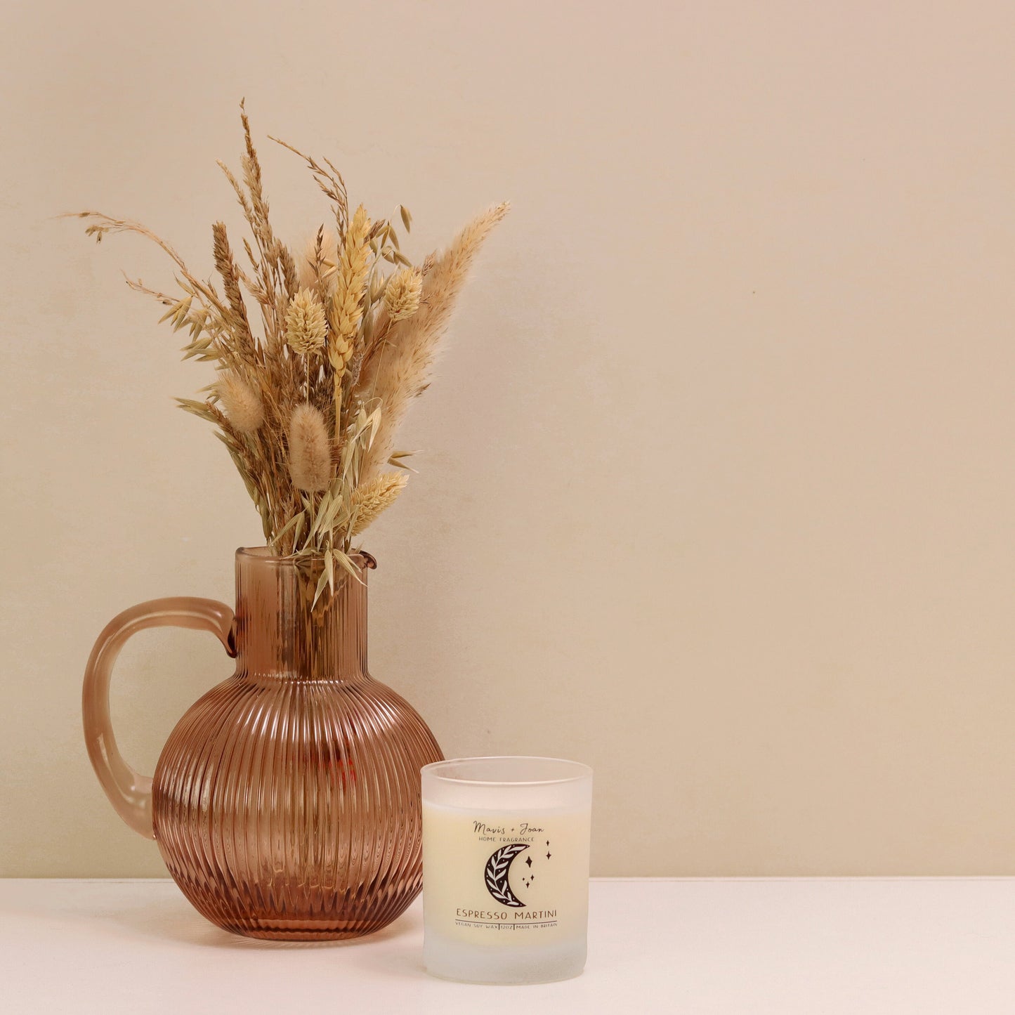 Espresso martini soy wax candle - Powerful coffee scent.