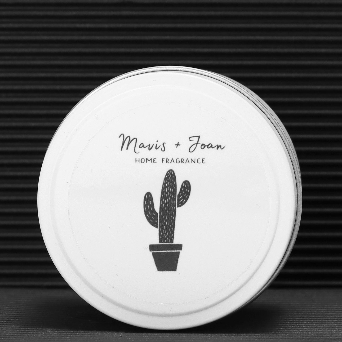 Tin candle, Lime Basil and Mandarin - Fruity and citrus.
