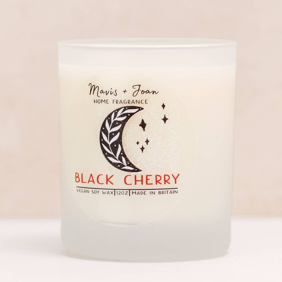 Black cherry soy wax candle - Sweet and fruity.