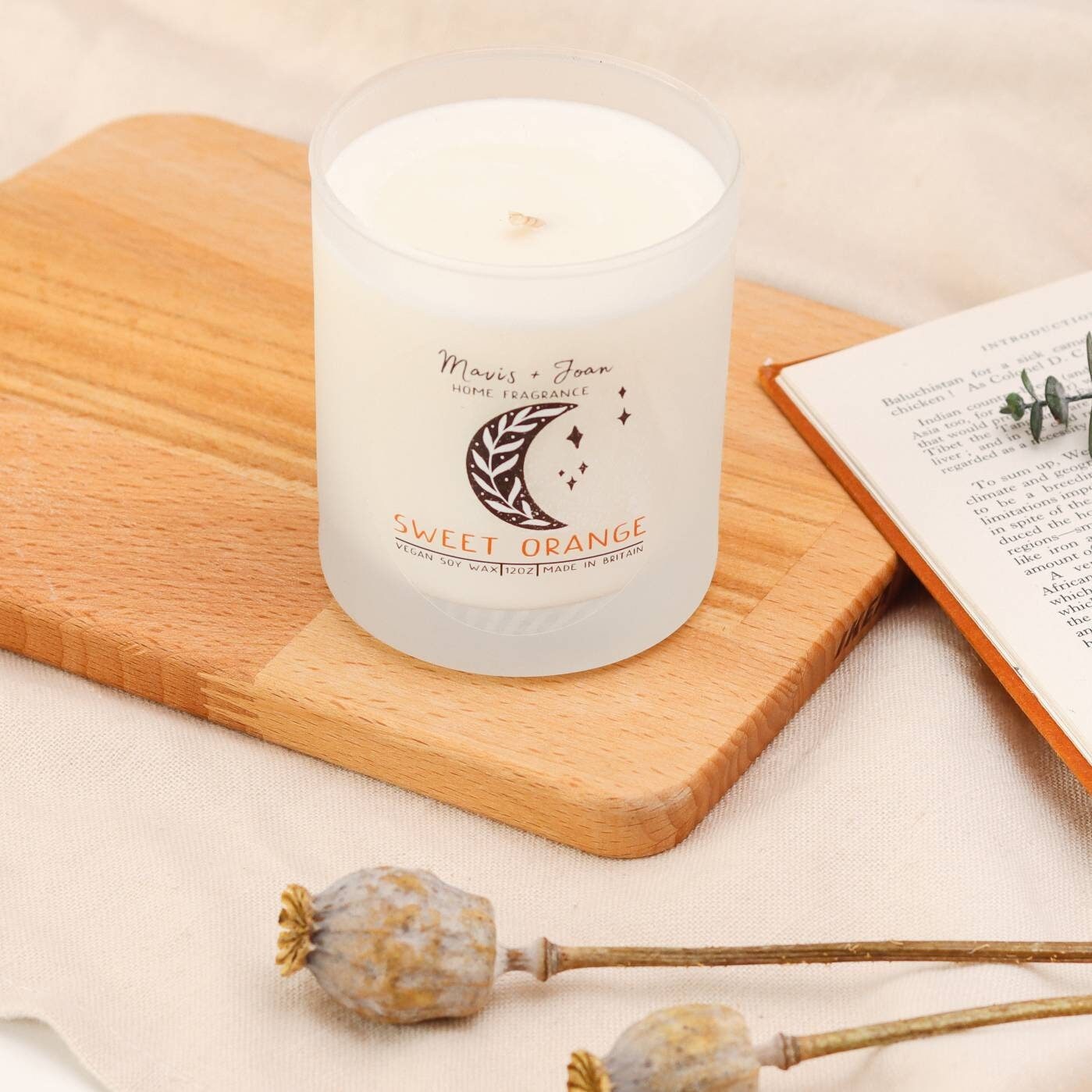 Sweet orange soy wax candle - Fruity orange scent.